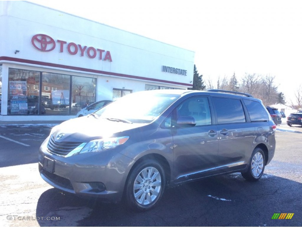 2012 Sienna LE AWD - Predawn Gray Mica / Light Gray photo #1