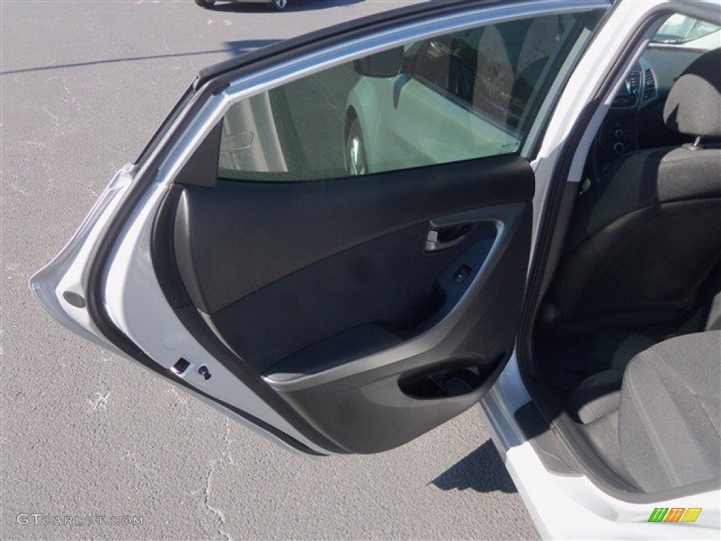 2015 Elantra SE Sedan - Shimmering Air Silver / Black photo #8