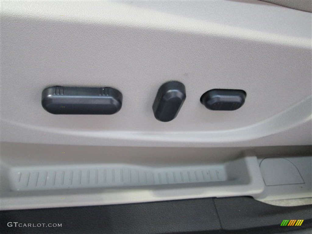 2015 C-Max Energi - Magnetic Metallic / Medium Light Stone photo #17
