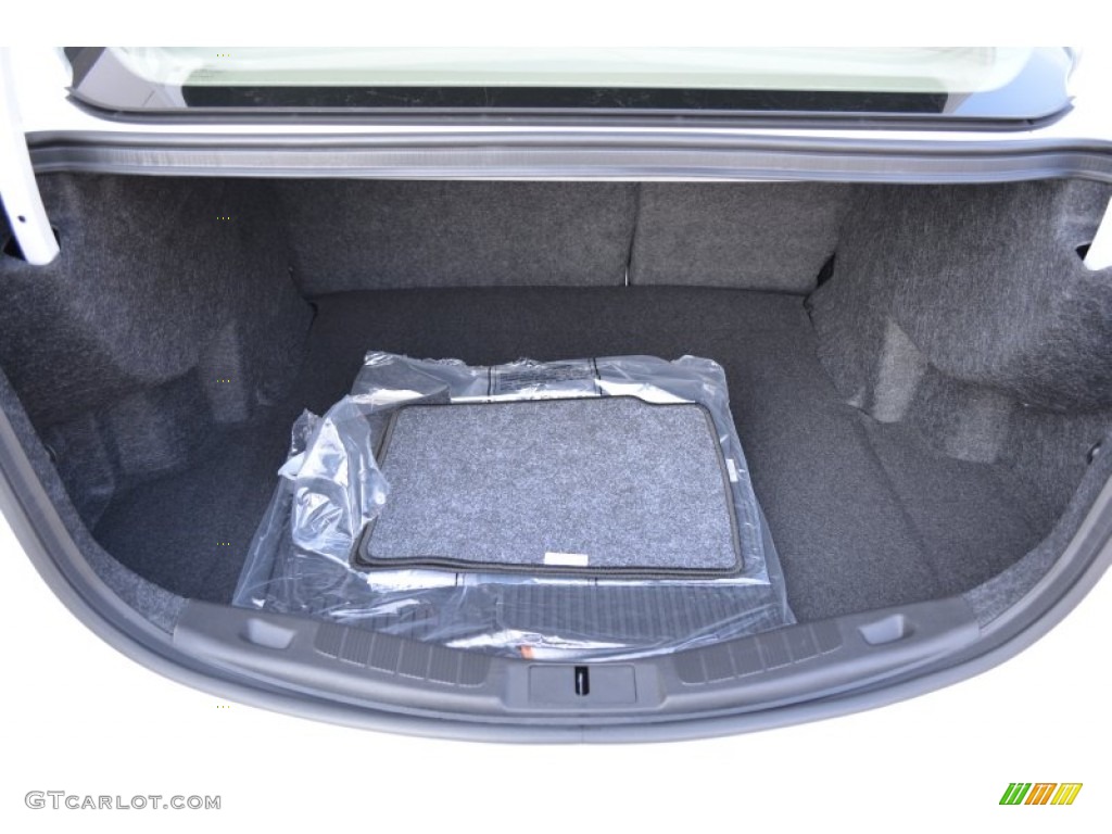 2015 Ford Fusion SE Trunk Photo #101494268