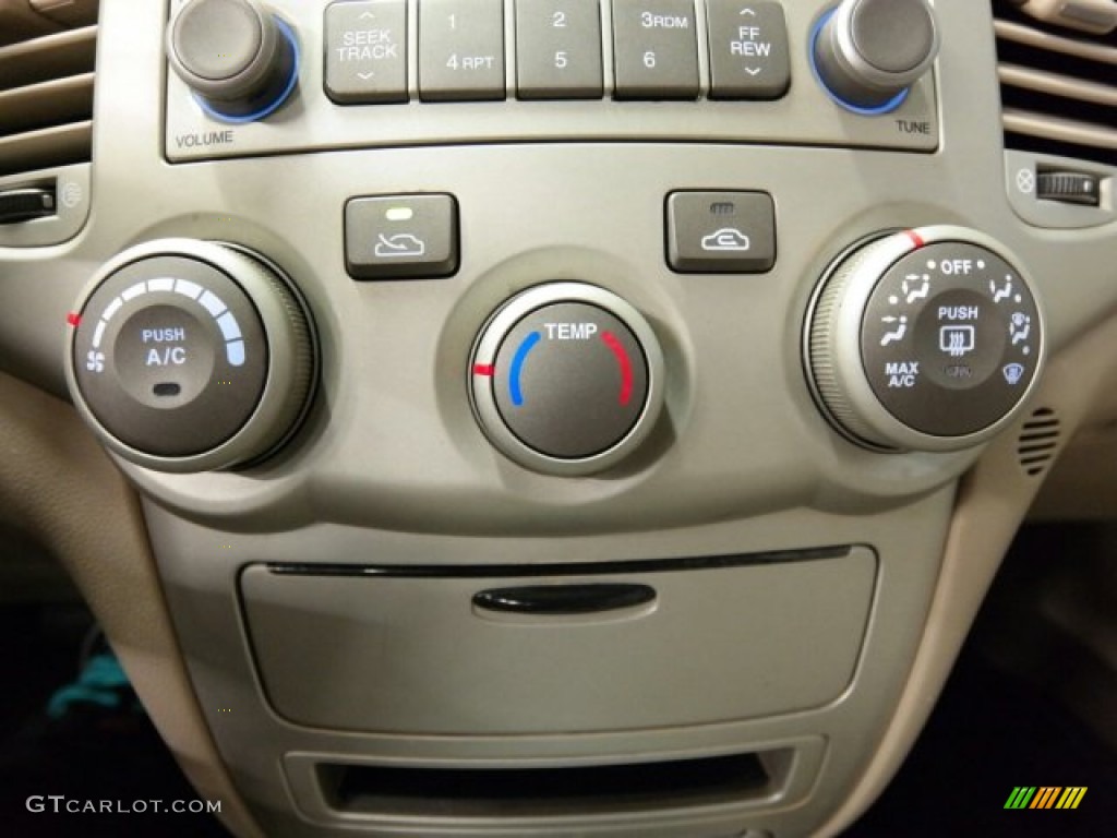 2008 Kia Optima LX Controls Photo #101496484