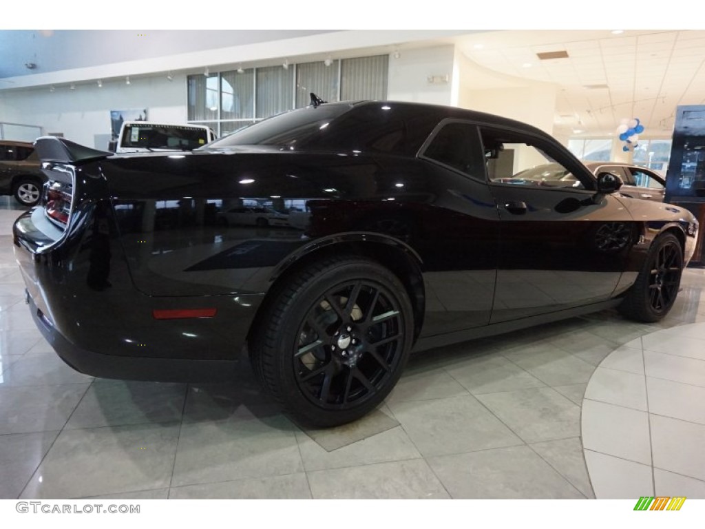 2015 Challenger R/T Scat Pack - Pitch Black / Black photo #3