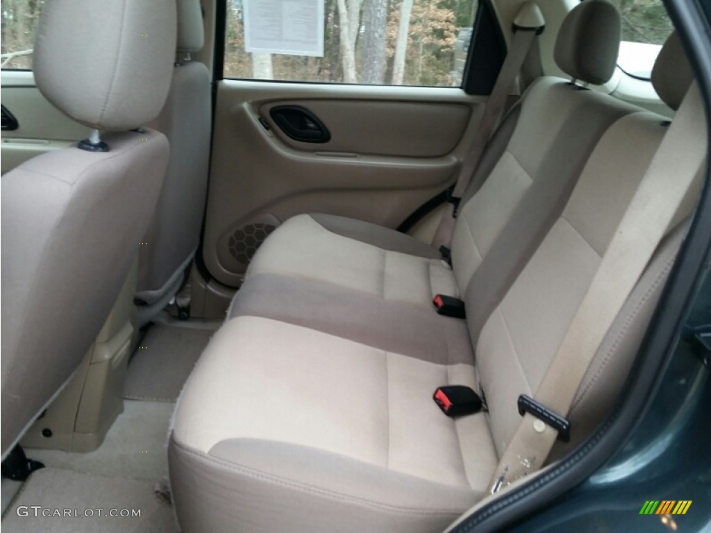 2004 Ford Escape XLS V6 4WD Interior Color Photos