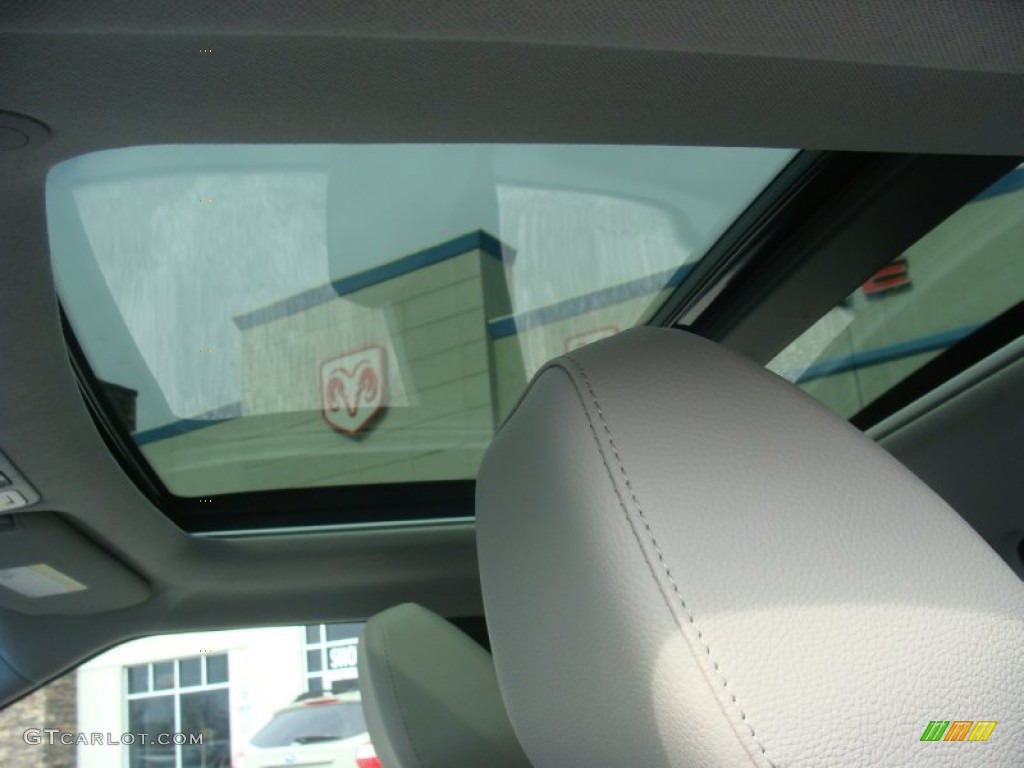 2012 Veloster  - Ironman Silver / Gray photo #16