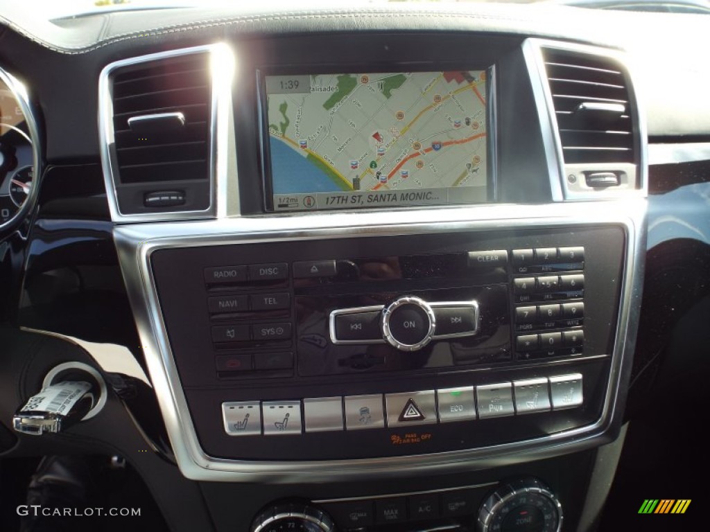 2015 Mercedes-Benz GL 63 AMG 4Matic Controls Photo #101508566