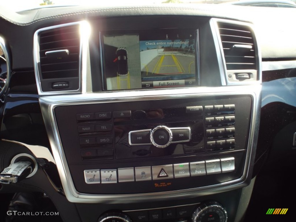 2015 Mercedes-Benz GL 63 AMG 4Matic Controls Photo #101508587