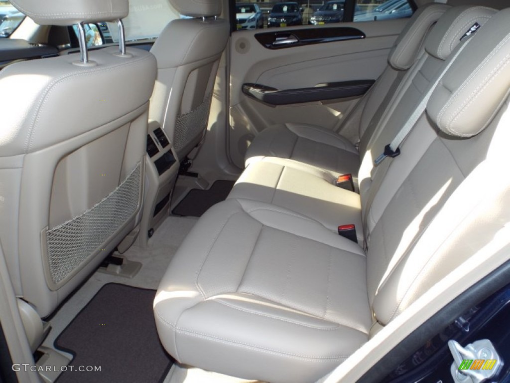 Almond Beige/Mocha Interior 2015 Mercedes-Benz ML 350 4Matic Photo #101508944