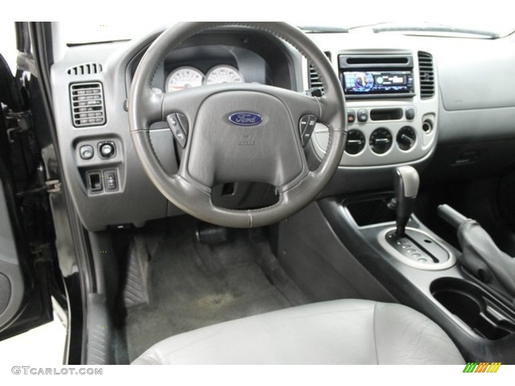 2006 Ford Escape XLT V6 4WD Ebony Black Dashboard Photo #101510195