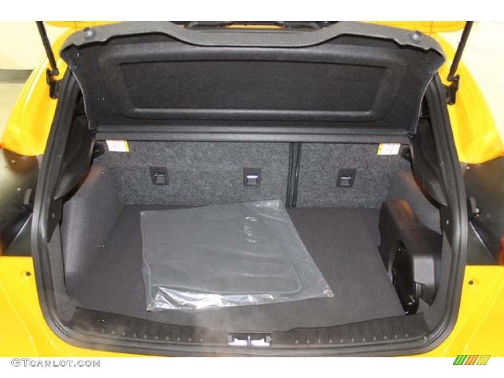 2015 Ford Focus ST Hatchback Trunk Photo #101511170