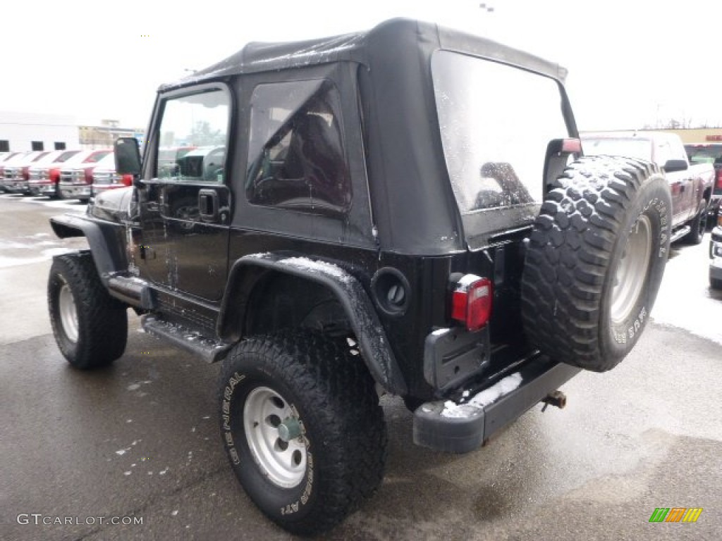 2002 Wrangler Sahara 4x4 - Black / Camel Beige/Dark Green photo #2
