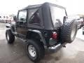 Black - Wrangler Sahara 4x4 Photo No. 2