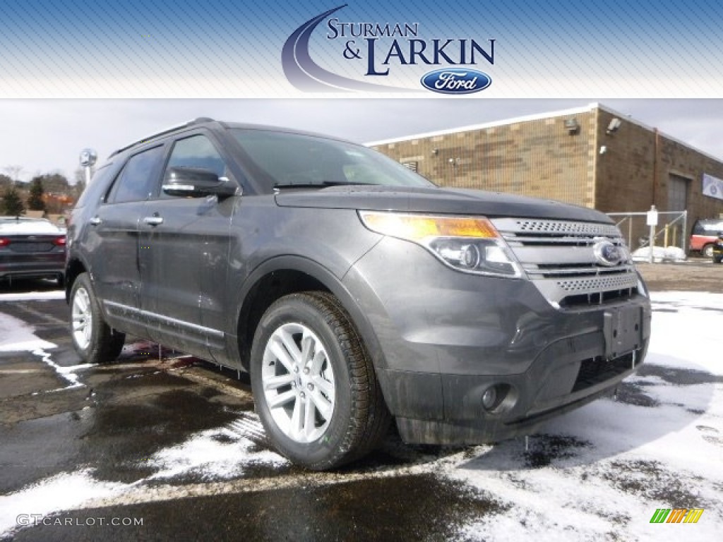 2015 Explorer XLT 4WD - Magnetic / Charcoal Black photo #1