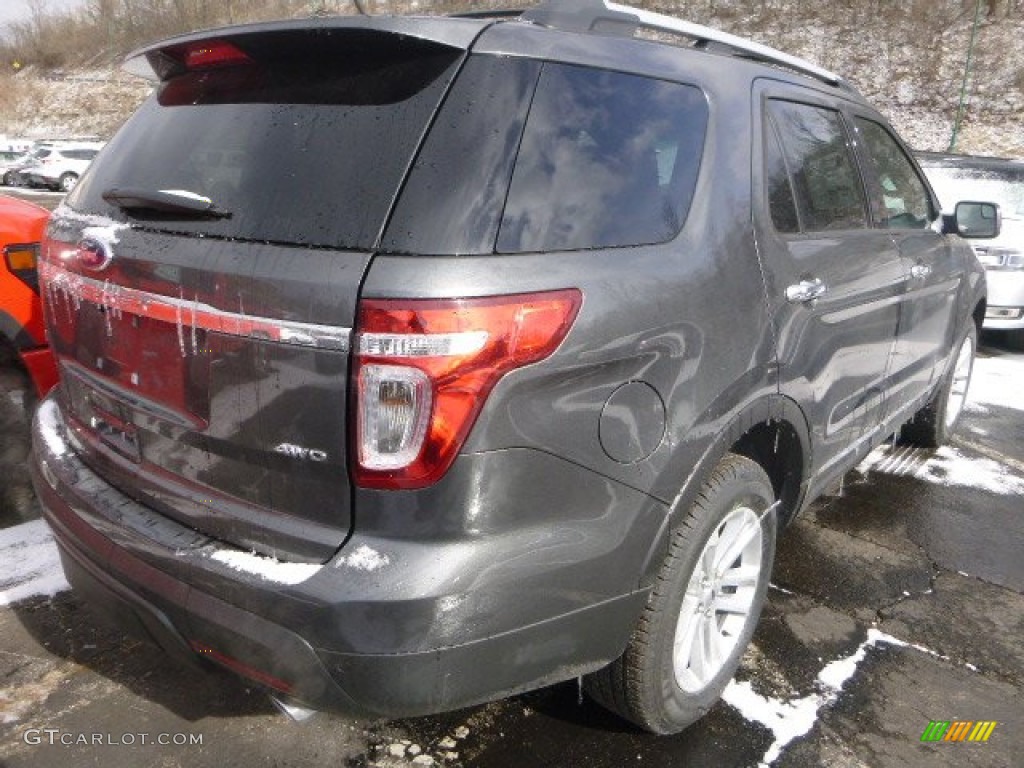2015 Explorer XLT 4WD - Magnetic / Charcoal Black photo #3