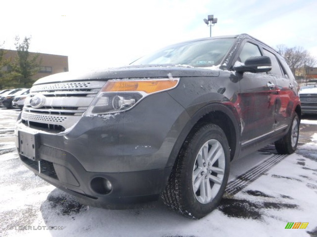 2015 Explorer XLT 4WD - Magnetic / Charcoal Black photo #6