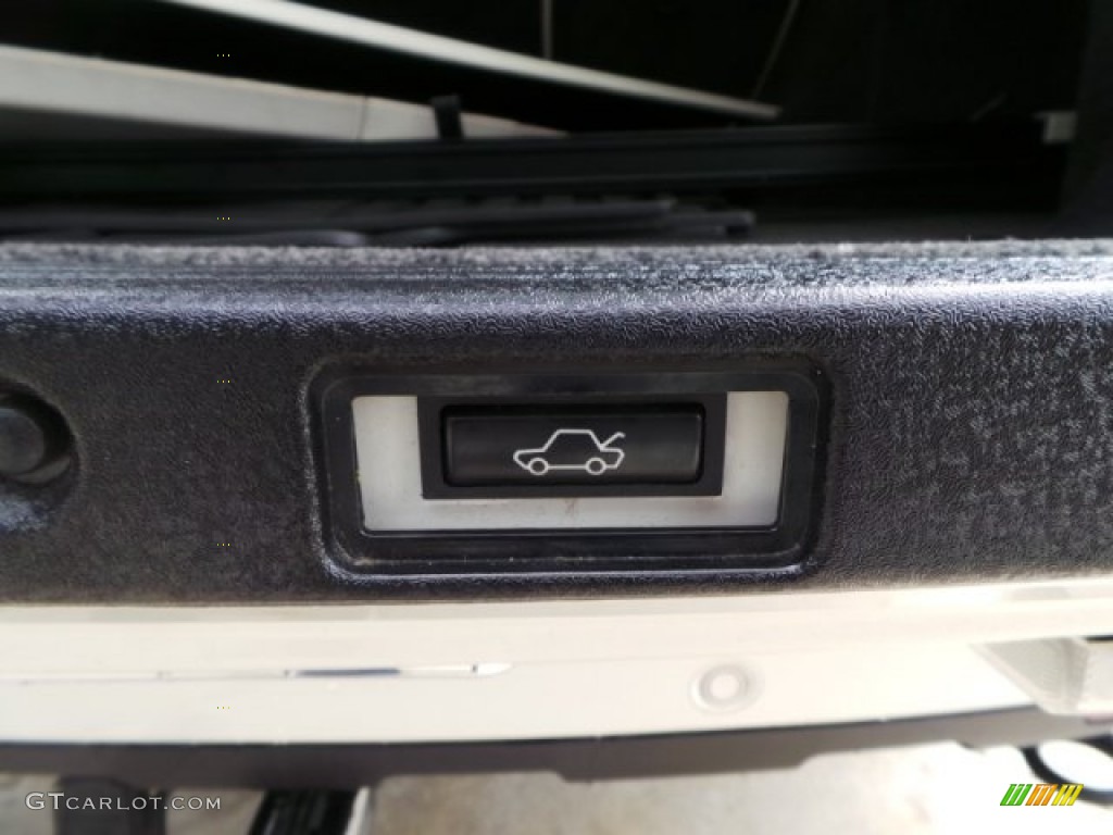 2008 Range Rover V8 Supercharged - Alaska White / Westminster Jet Black/Tan photo #43