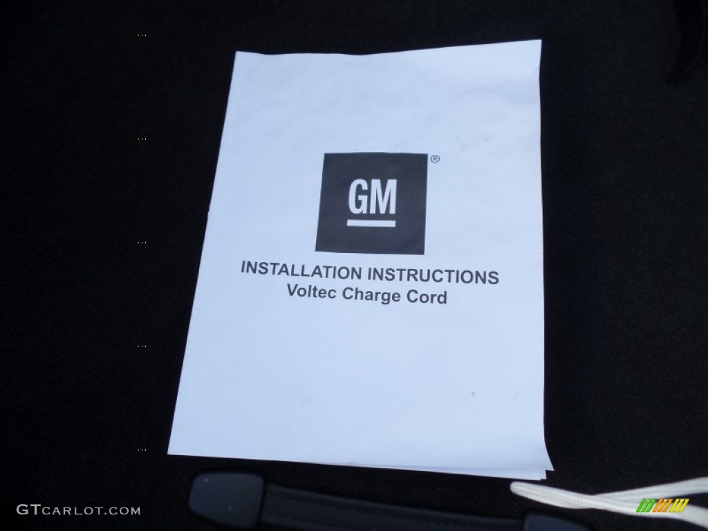 2012 Volt Hatchback - White Diamond Tricoat / Jet Black/Ceramic White Accents photo #12