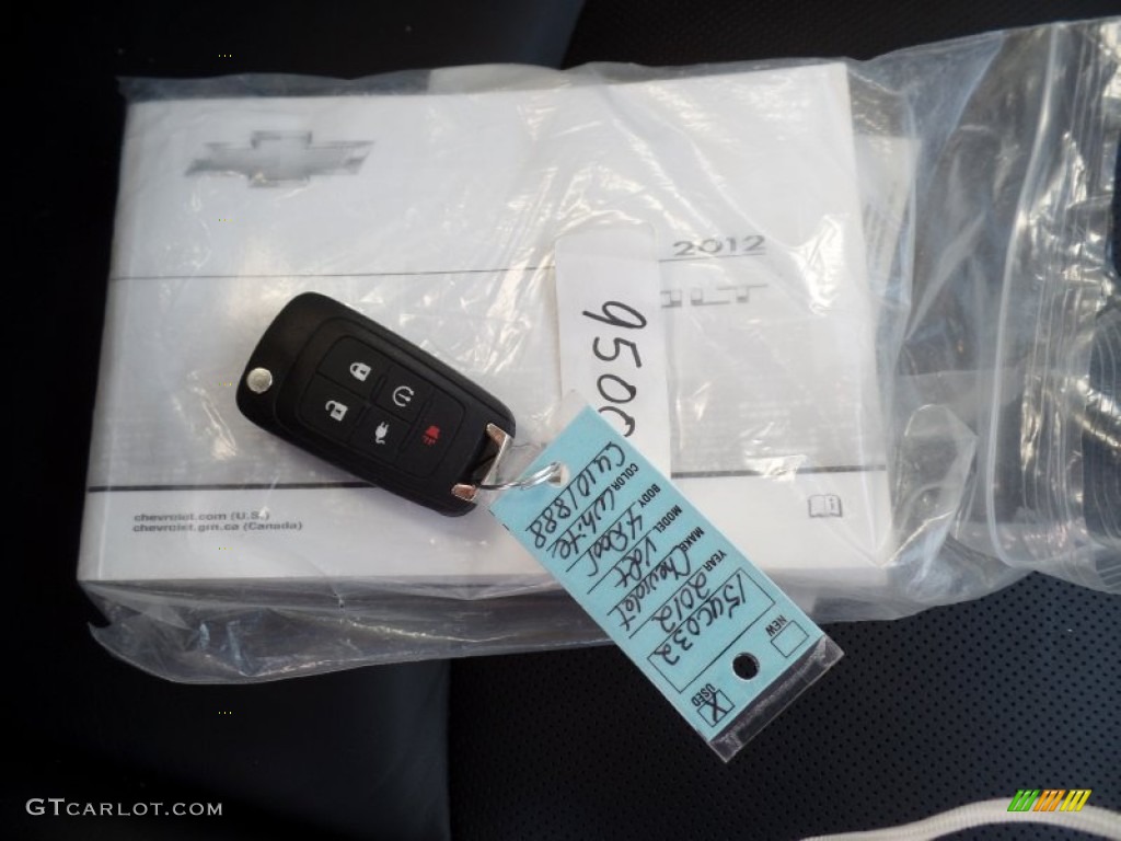 2012 Volt Hatchback - White Diamond Tricoat / Jet Black/Ceramic White Accents photo #16