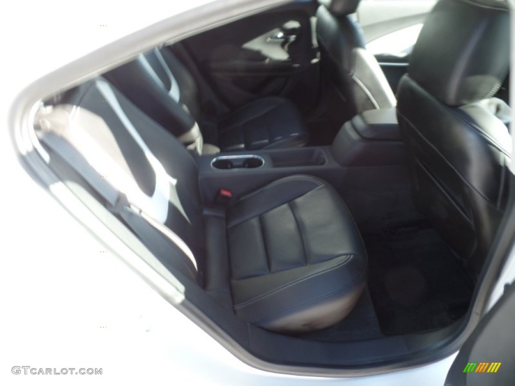 2012 Volt Hatchback - White Diamond Tricoat / Jet Black/Ceramic White Accents photo #18