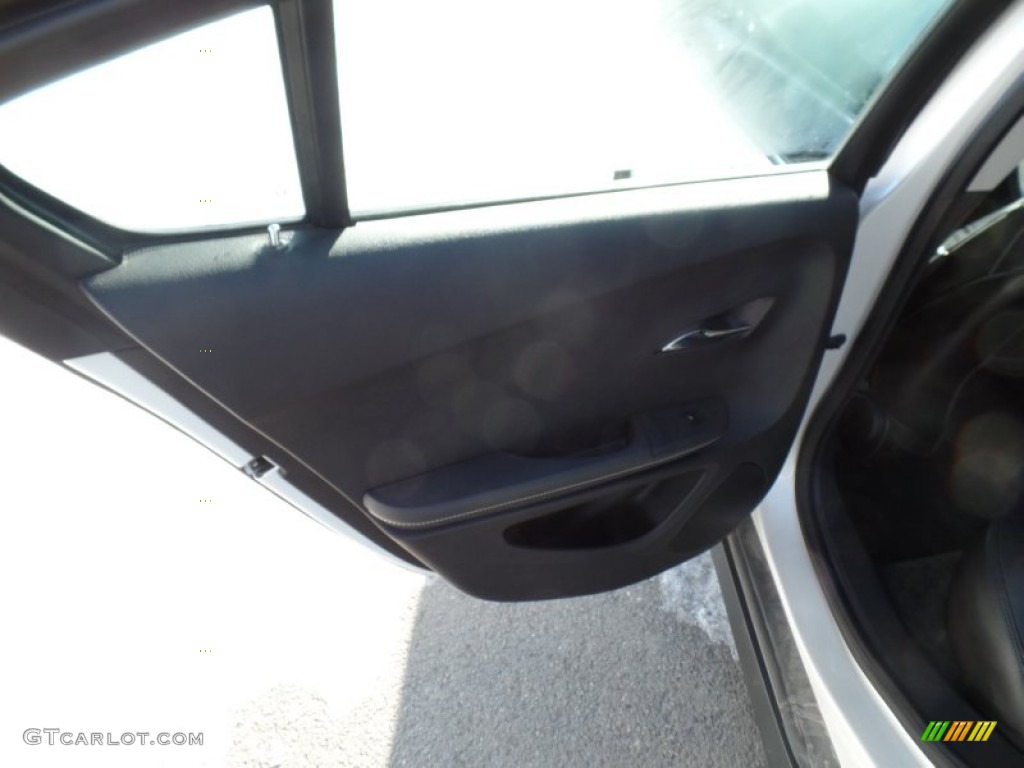 2012 Volt Hatchback - White Diamond Tricoat / Jet Black/Ceramic White Accents photo #19