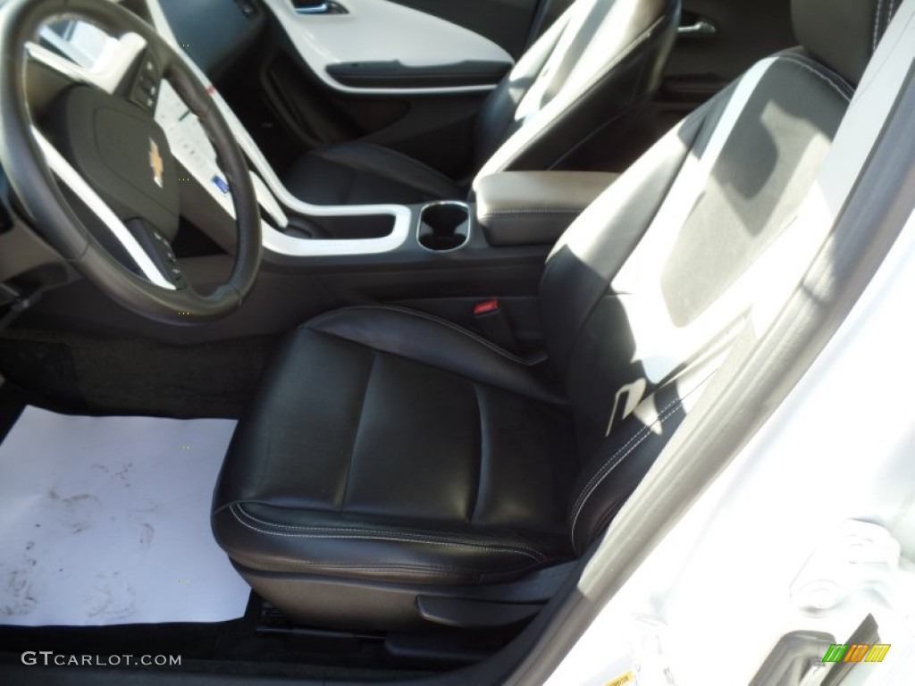 2012 Volt Hatchback - White Diamond Tricoat / Jet Black/Ceramic White Accents photo #26