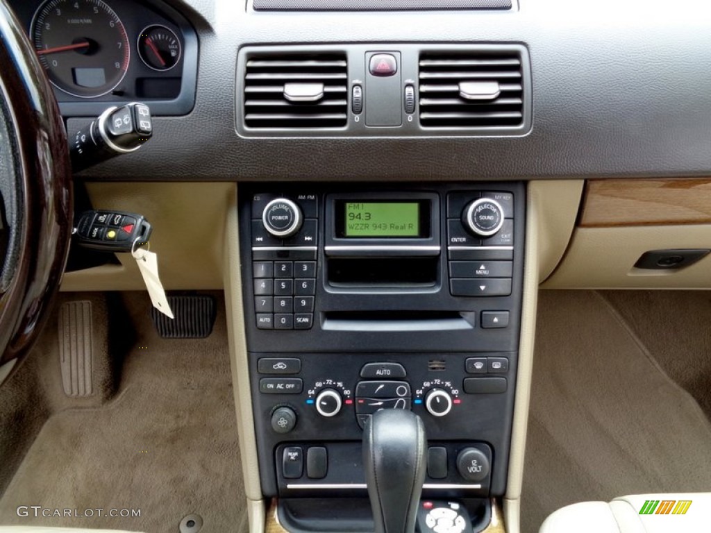 2008 Volvo XC90 3.2 Controls Photo #101528902