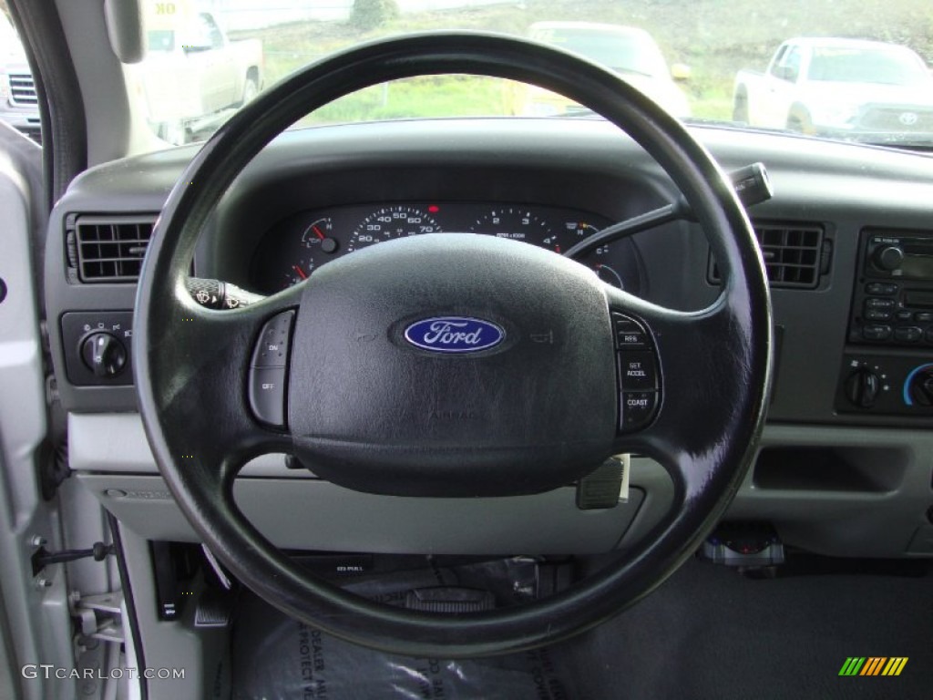 2003 Ford F250 Super Duty XLT SuperCab 4x4 Medium Flint Grey Steering Wheel Photo #101529042