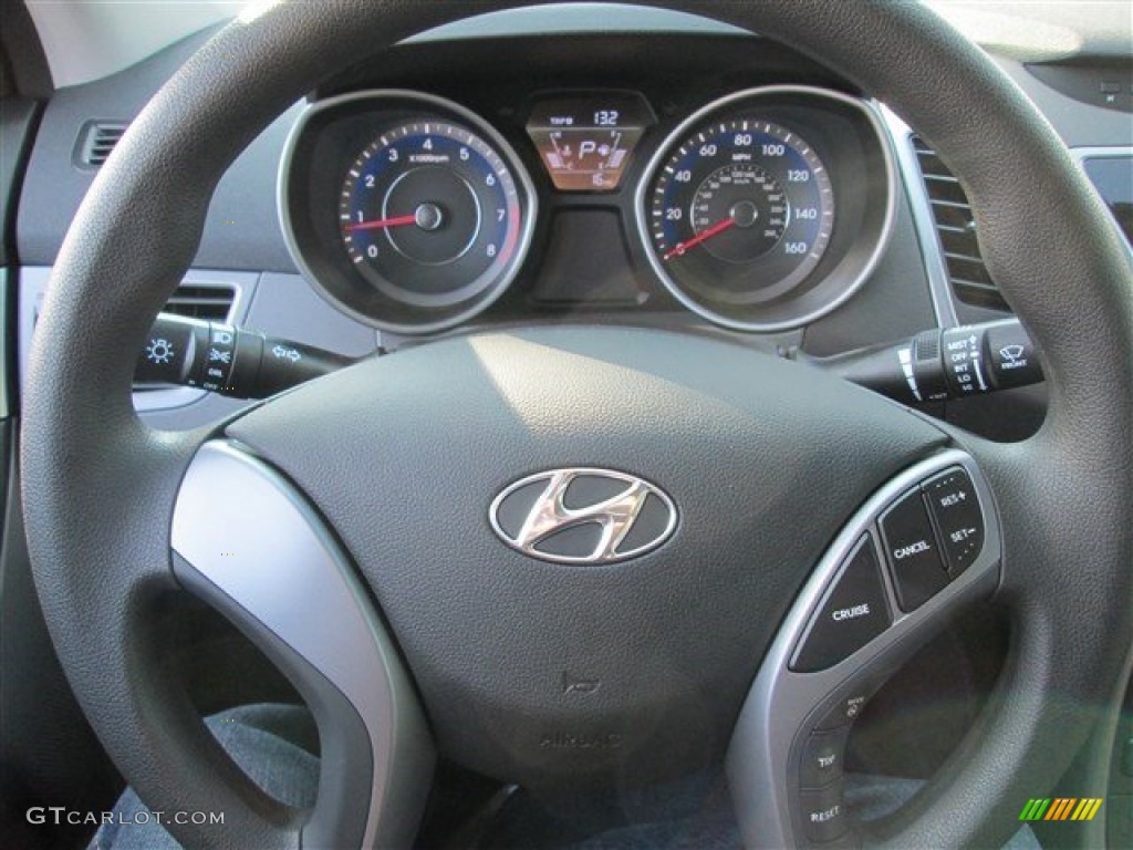 2015 Elantra SE Sedan - Geranium Red / Gray photo #18