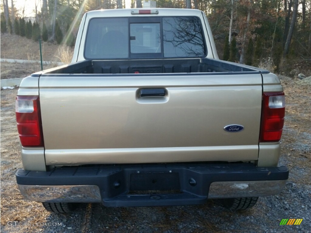 2001 Ranger XLT SuperCab 4x4 - Harvest Gold Metallic / Medium Prairie Tan photo #17