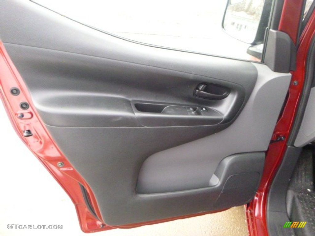 2015 Chevrolet City Express LS Door Panel Photos