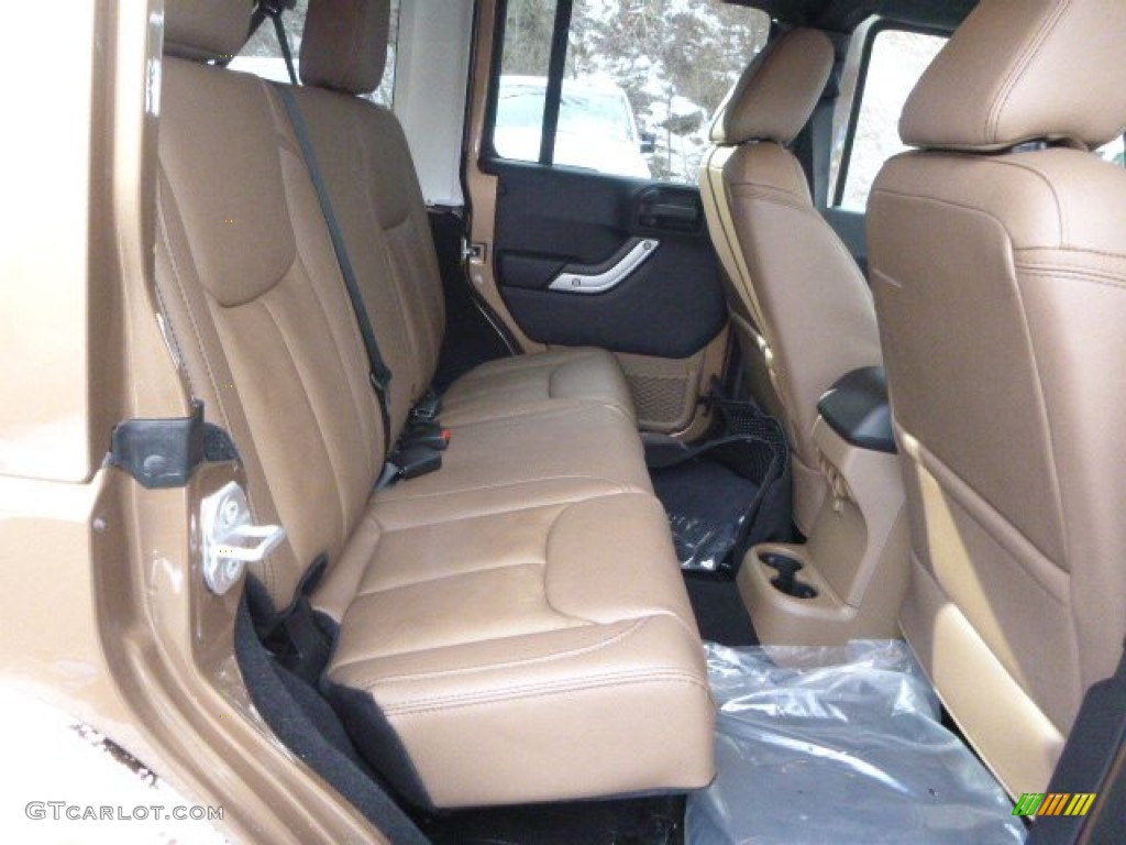 2015 Wrangler Unlimited Sahara 4x4 - Copper Brown Pearl / Black/Dark Saddle photo #13