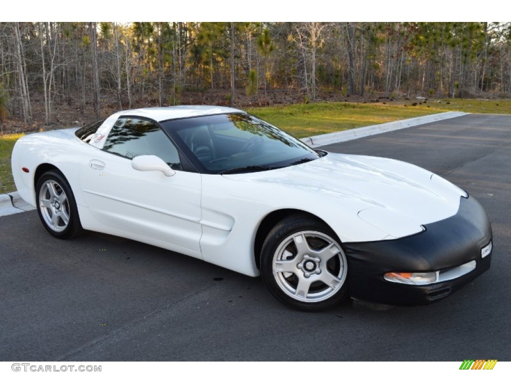 Arctic White 1997 Chevrolet Corvette Coupe Exterior Photo #101540557