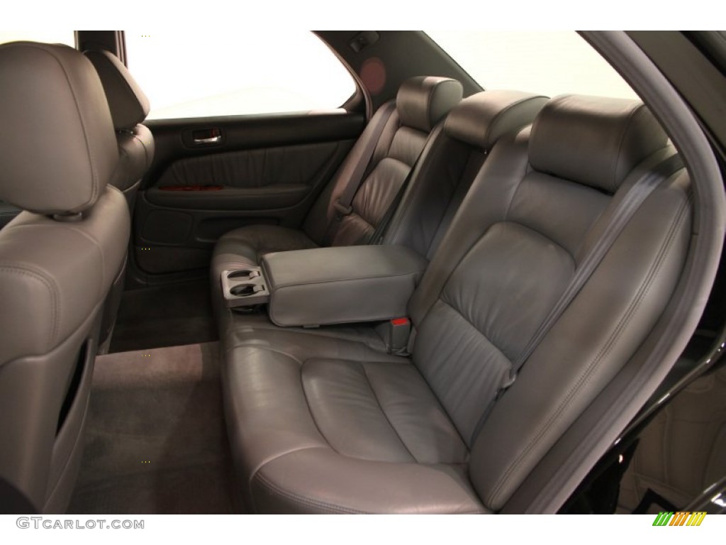 1999 Lexus LS 400 Rear Seat Photos
