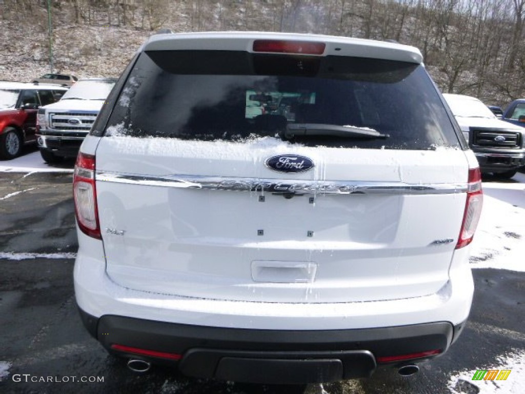 2015 Explorer XLT 4WD - Oxford White / Charcoal Black photo #4