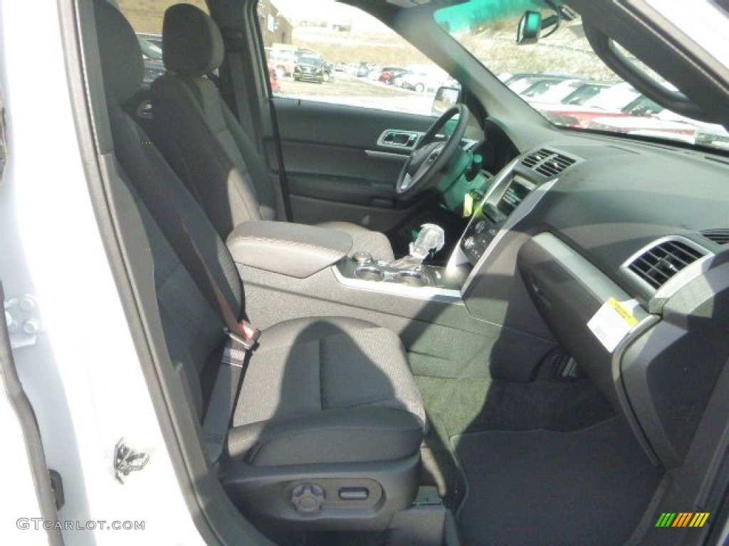 2015 Explorer XLT 4WD - Oxford White / Charcoal Black photo #8