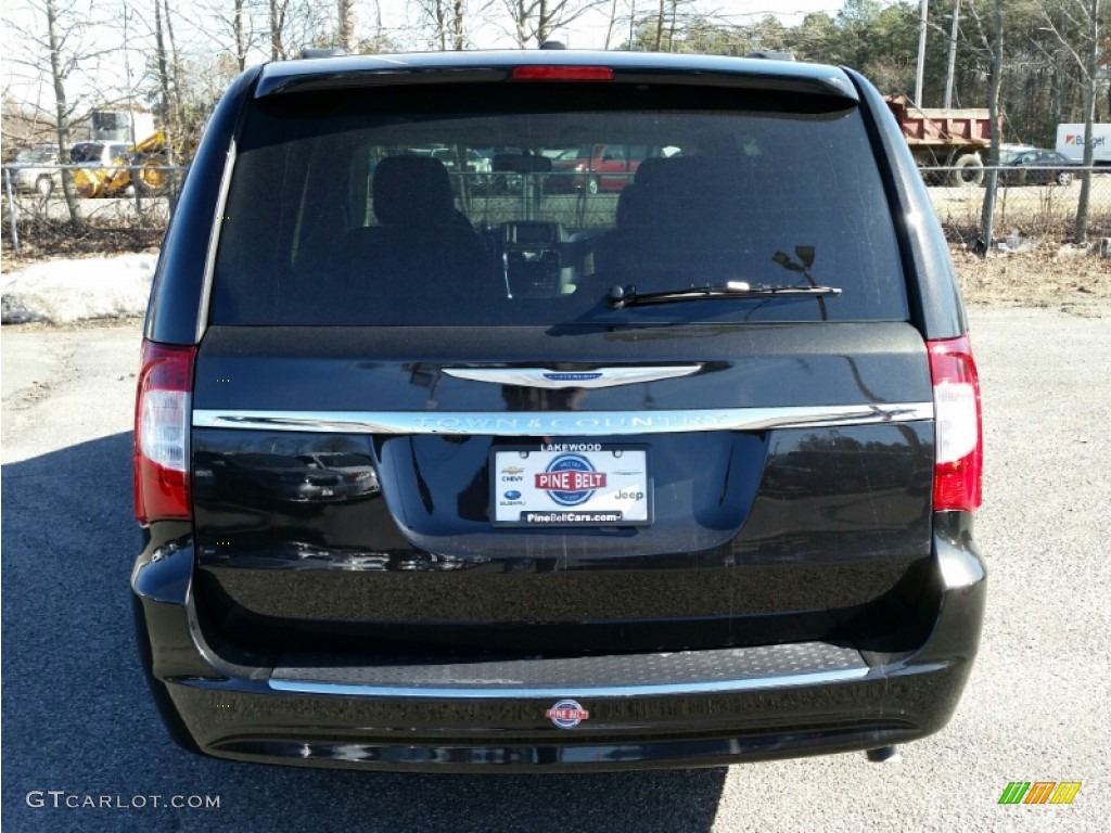 2015 Town & Country Touring - Mocha Java Pearl / Black/Light Graystone photo #5