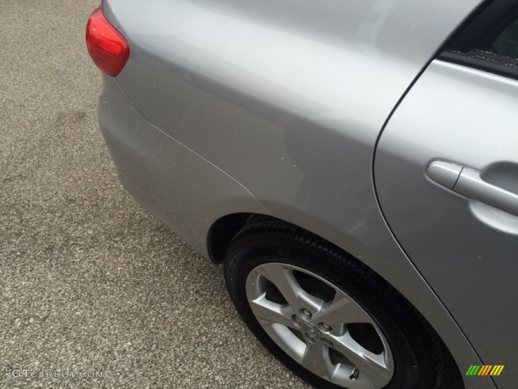 2012 Corolla LE - Classic Silver Metallic / Ash photo #13