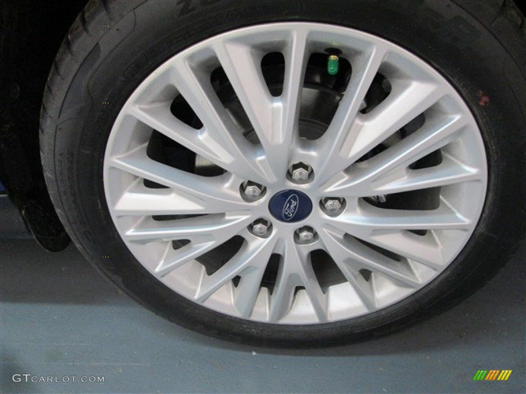 2015 Ford Focus Titanium Sedan Wheel Photo #101550523