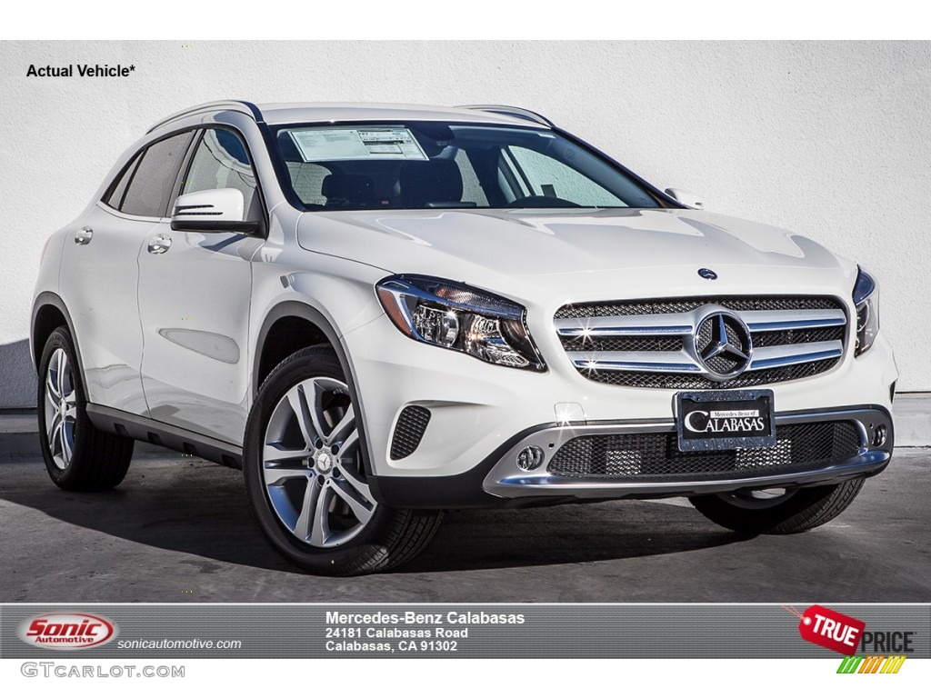 2015 GLA 250 4Matic - Cirrus White / Black photo #1