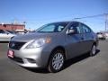 Titanium - Versa 1.6 S Sedan Photo No. 3