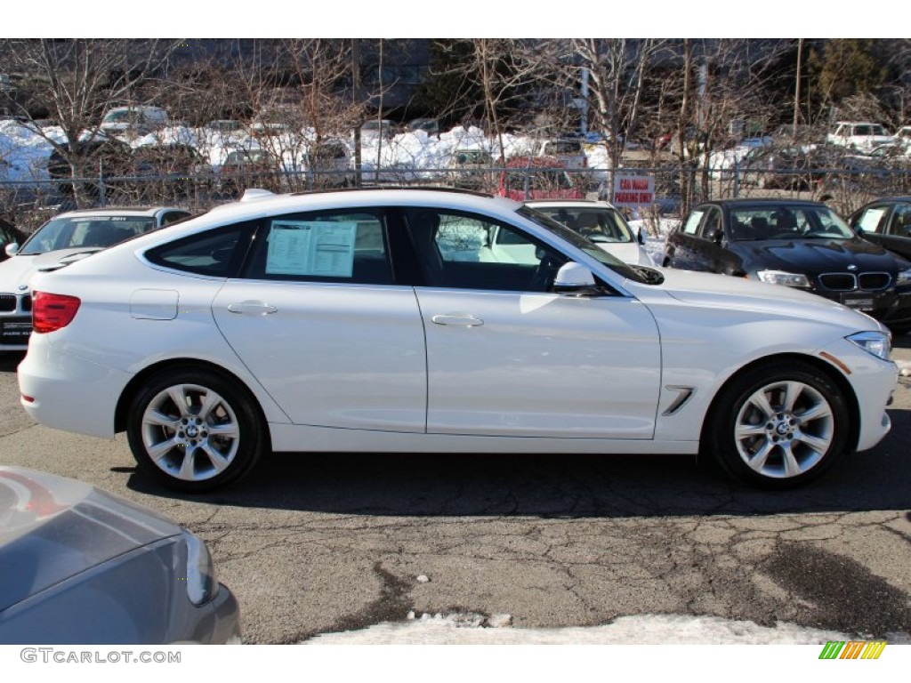 2015 3 Series 335i xDrive Gran Turismo - Alpine White / Black photo #2