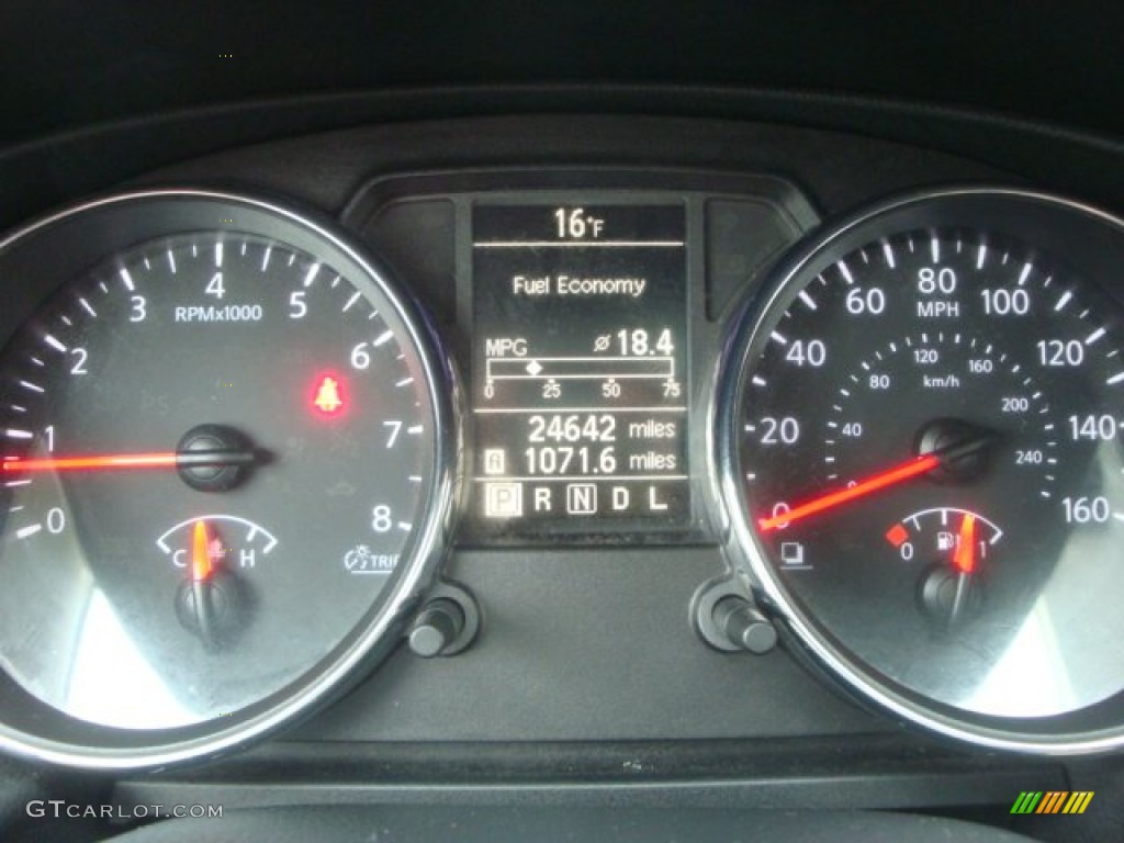 2011 Rogue SV AWD - Silver Ice Metallic / Black photo #11
