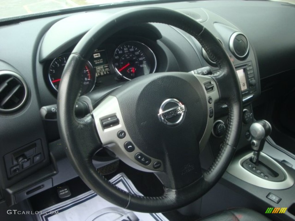 2011 Rogue SV AWD - Silver Ice Metallic / Black photo #20