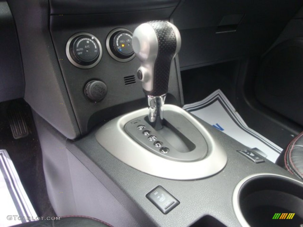 2011 Rogue SV AWD - Silver Ice Metallic / Black photo #22