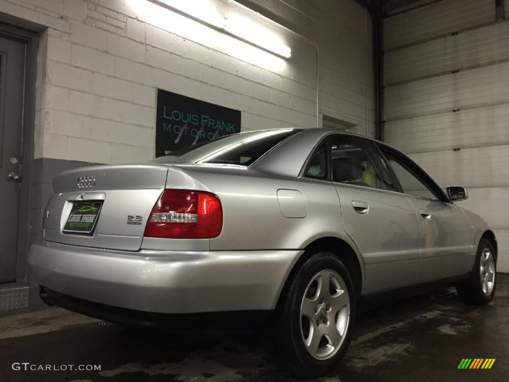 2001 A4 2.8 quattro Sedan - Light Silver Metallic / Ecru/Clay photo #12