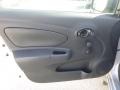 Brilliant Silver - Versa 1.6 S Sedan Photo No. 17