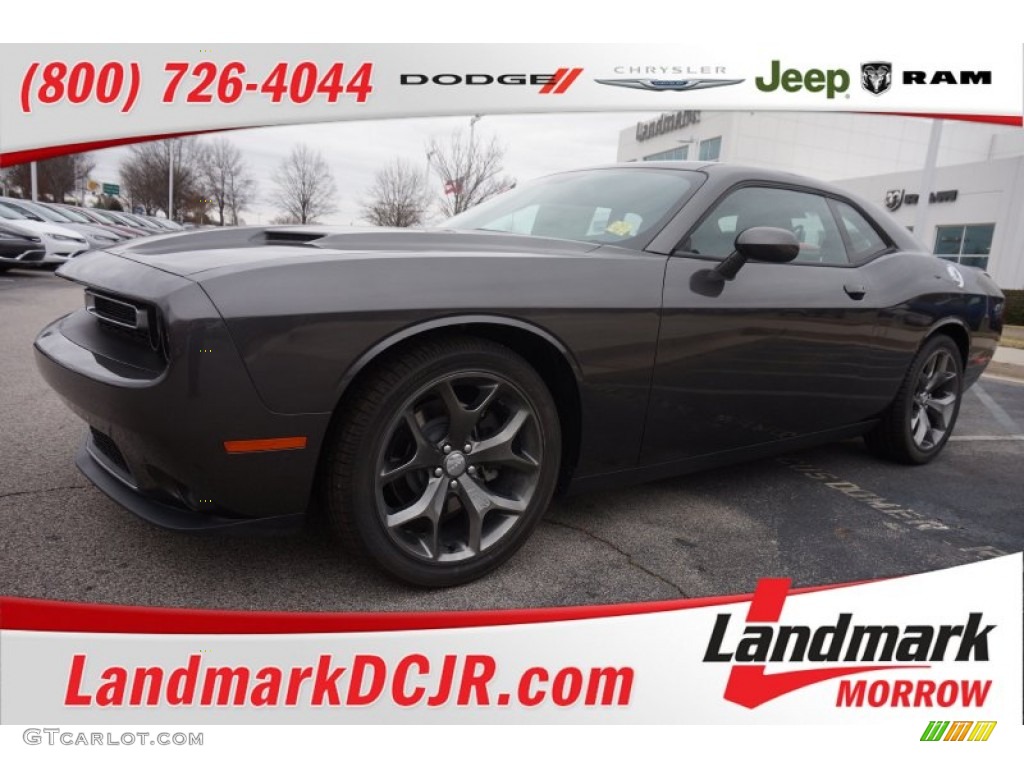 2015 Challenger SXT Plus - Granite Crystal Metallic / Black photo #1