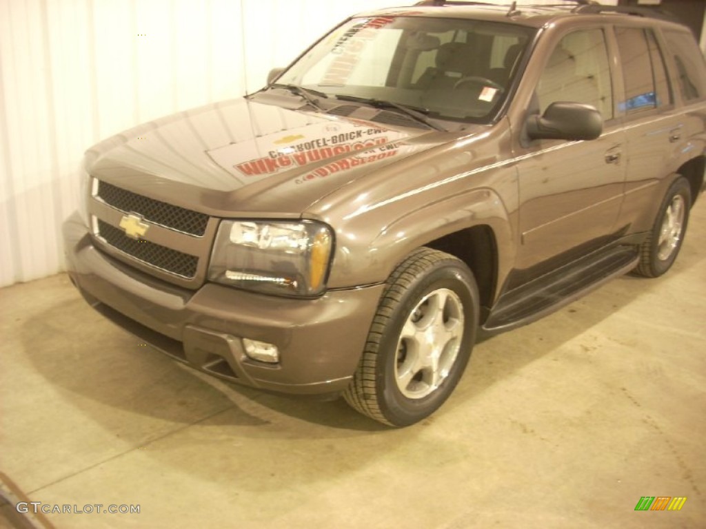 2008 TrailBlazer LT 4x4 - Desert Brown Metallic / Ebony photo #2