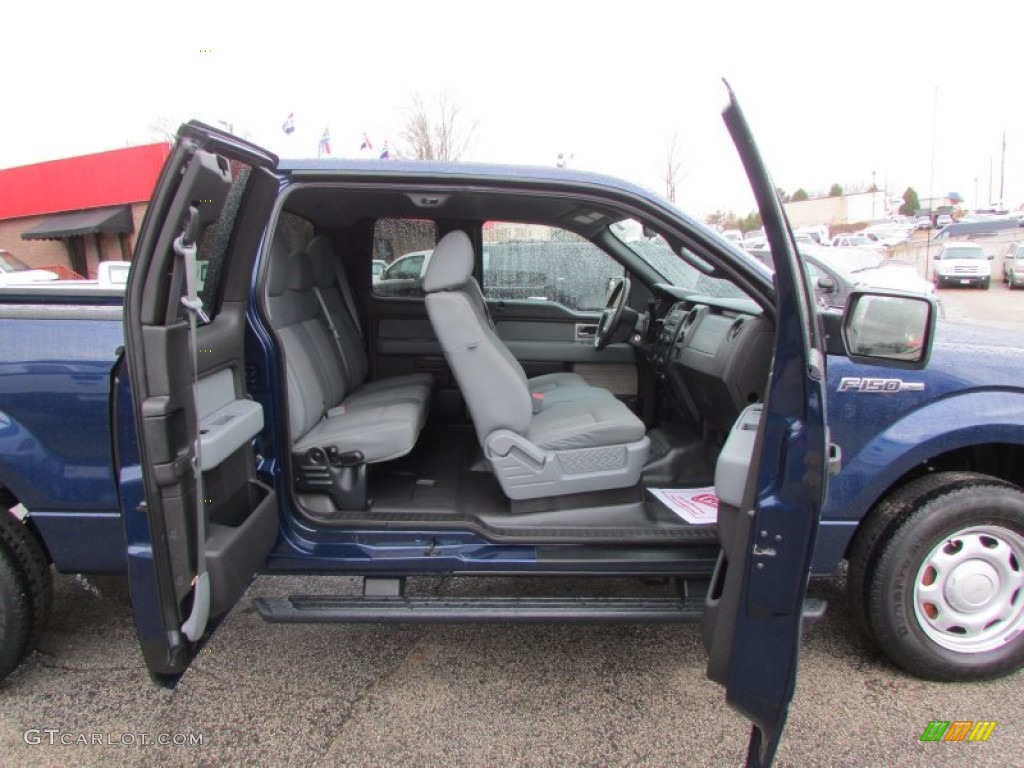 2011 F150 XL SuperCab - Dark Blue Pearl Metallic / Steel Gray photo #38