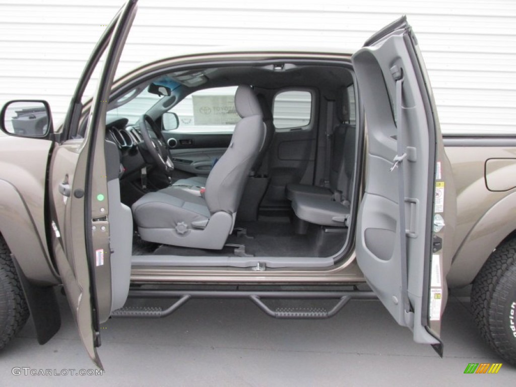 Graphite Interior 2015 Toyota Tacoma V6 Access Cab 4x4 Photo #101577785