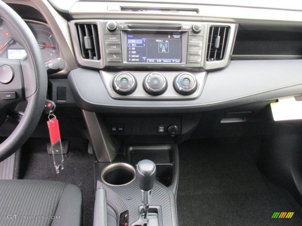 2015 Toyota RAV4 LE Controls Photo #101579694